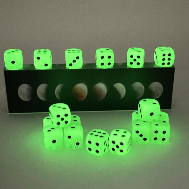 10-Pack  D6 6 Faces Dice Glow  - Board Game Yahtzee recension och pris