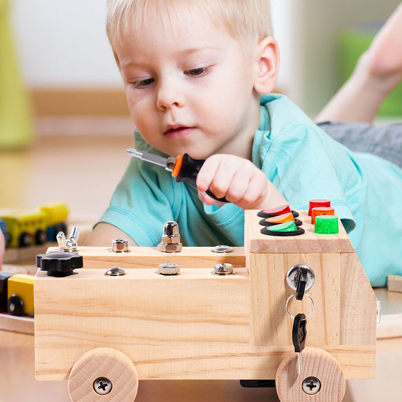 Wooden Montessori Busy Board S - Board Game Organization recension och pris