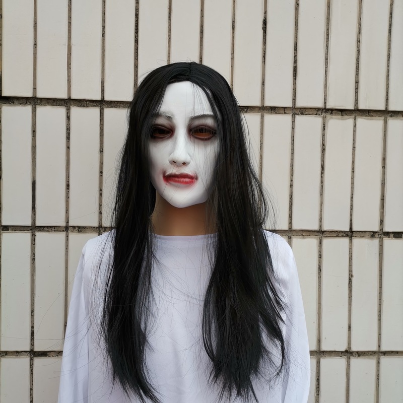 Le Cool Female ghost mask esca - Board Game In Real Life recension och pris